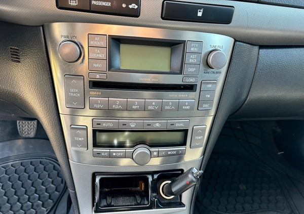 Toyota Avensis cena 16900 przebieg: 278000, rok produkcji 2007 z Połczyn-Zdrój małe 277